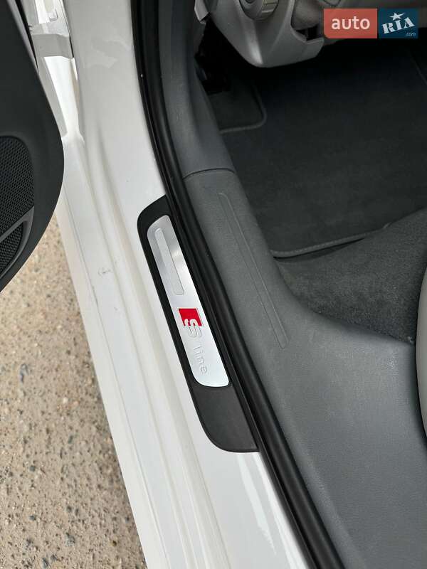 Универсал Audi A4 2015 в Одессе