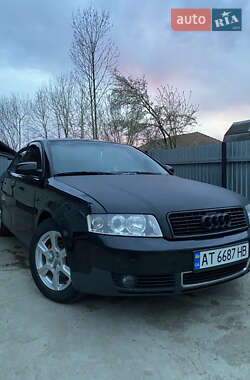 Седан Audi A4 2002 в 