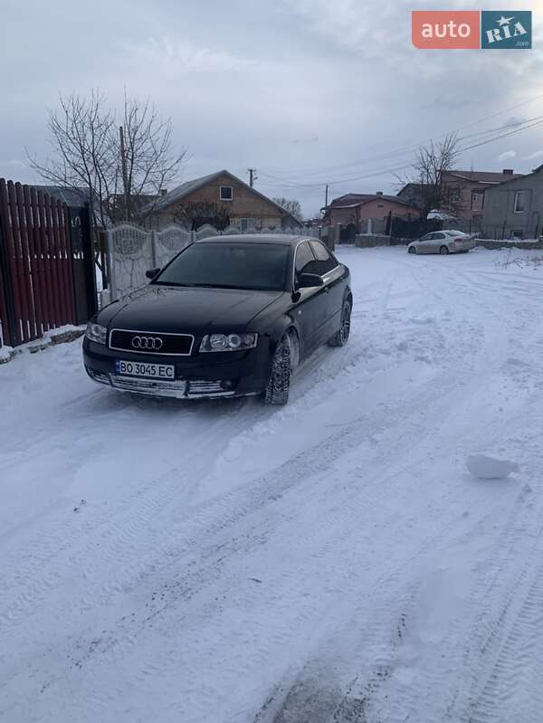 Седан Audi A4 2003 в 