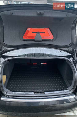 Седан Audi A4 2003 в 