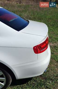 Седан Audi A4 2011 в 