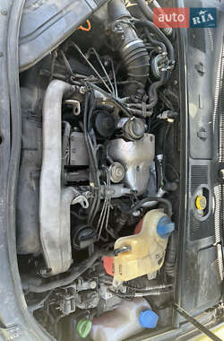 Универсал Audi A4 2002 в 