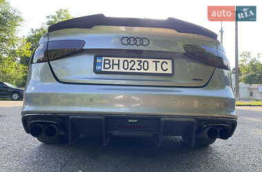 Седан Audi A4 2015 в 