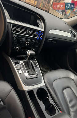 Седан Audi A4 2015 в 