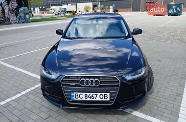 Седан Audi A4 2012 в Луцке
