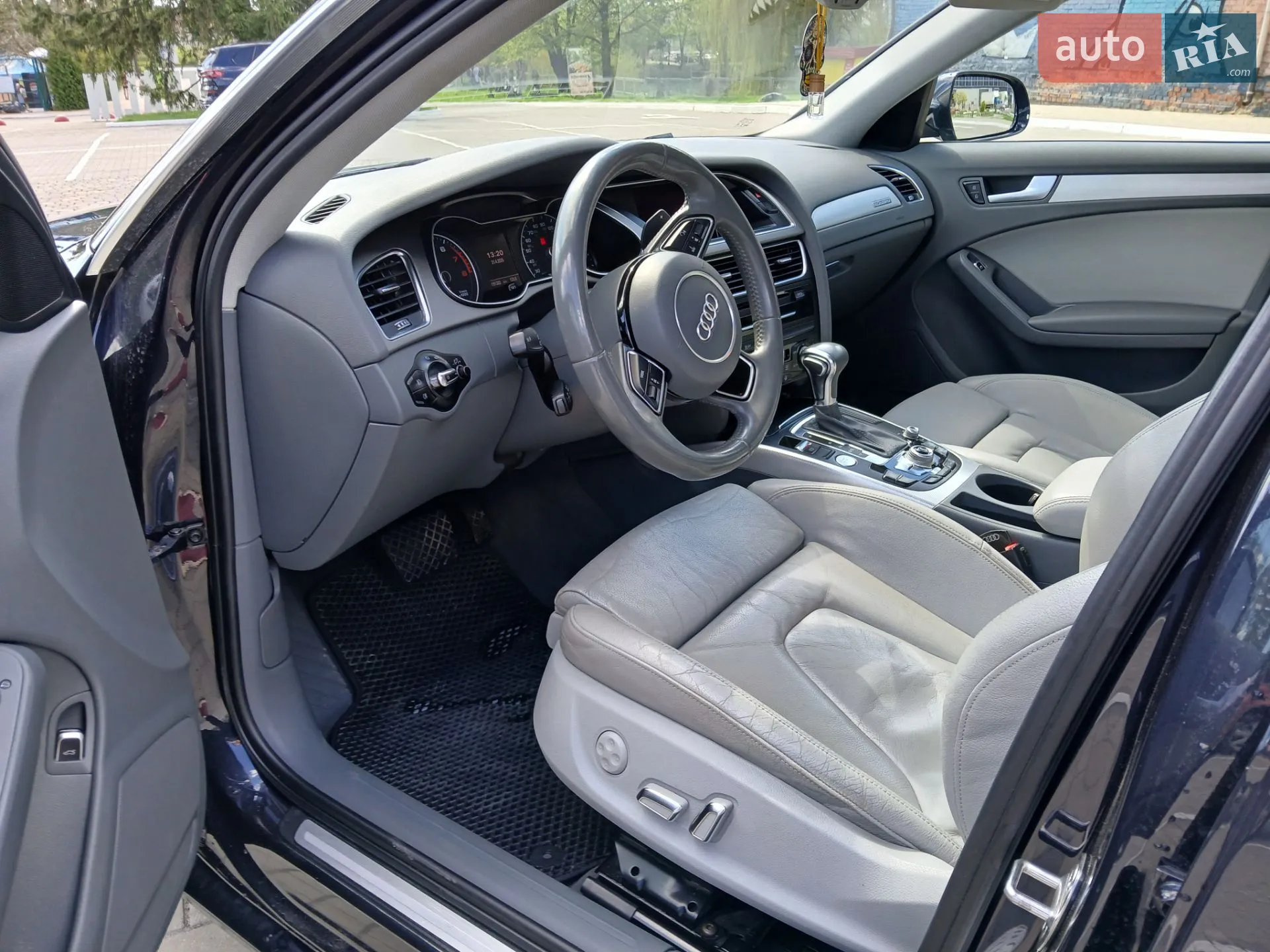 2012 Audi A4 - мініатюра 13