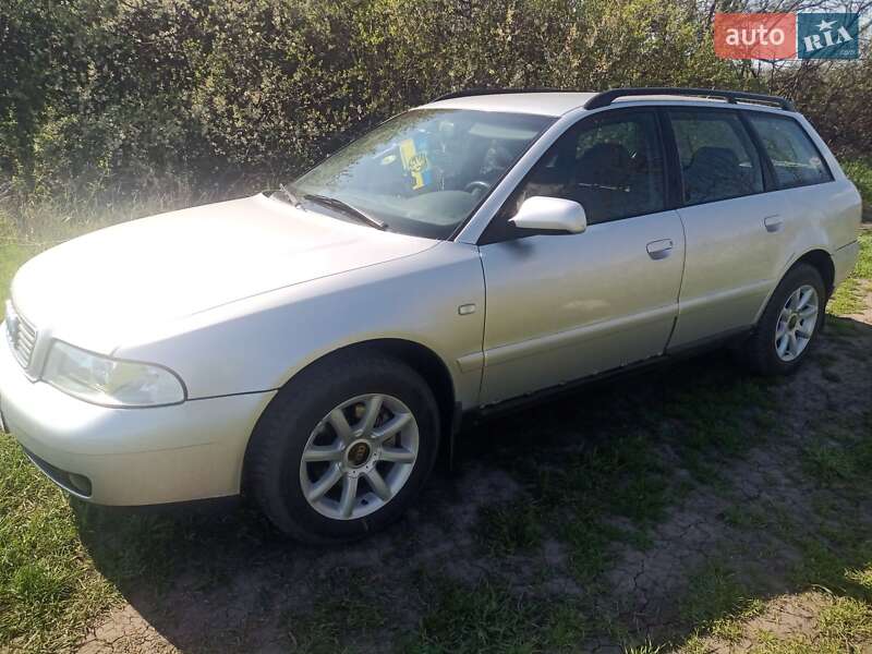 Універсал Audi A4 2000 в Петропавлівці