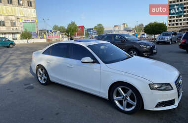 Седан Audi A4 2011 в Киеве