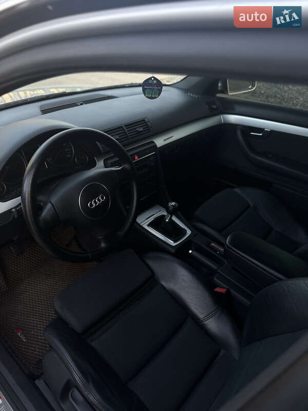 Седан Audi A4 2003 в Коломые