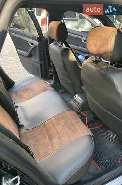 Универсал Audi A4 2005 в 