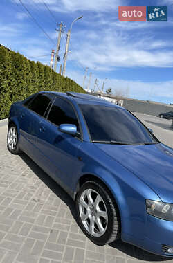 Седан Audi A4 2002 в 