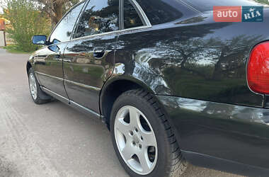 Седан Audi A4 1999 в 