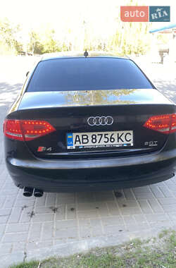 Седан Audi A4 2009 в 