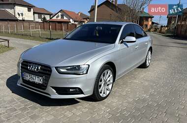 Седан Audi A4 2014 в Черноморске
