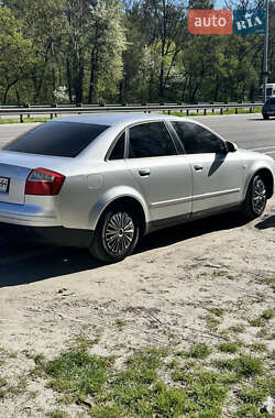 Седан Audi A4 2002 в 