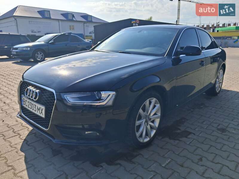 Седан Audi A4 2013 в 