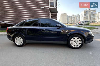 Седан Audi A4 2003 в 