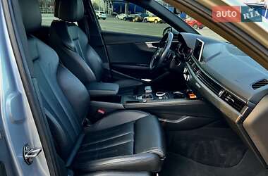 Седан Audi A4 2019 в 