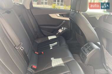 Седан Audi A4 2015 в 