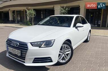 Седан Audi A4 2015 в Києві