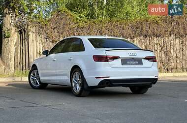 Седан Audi A4 2017 в 