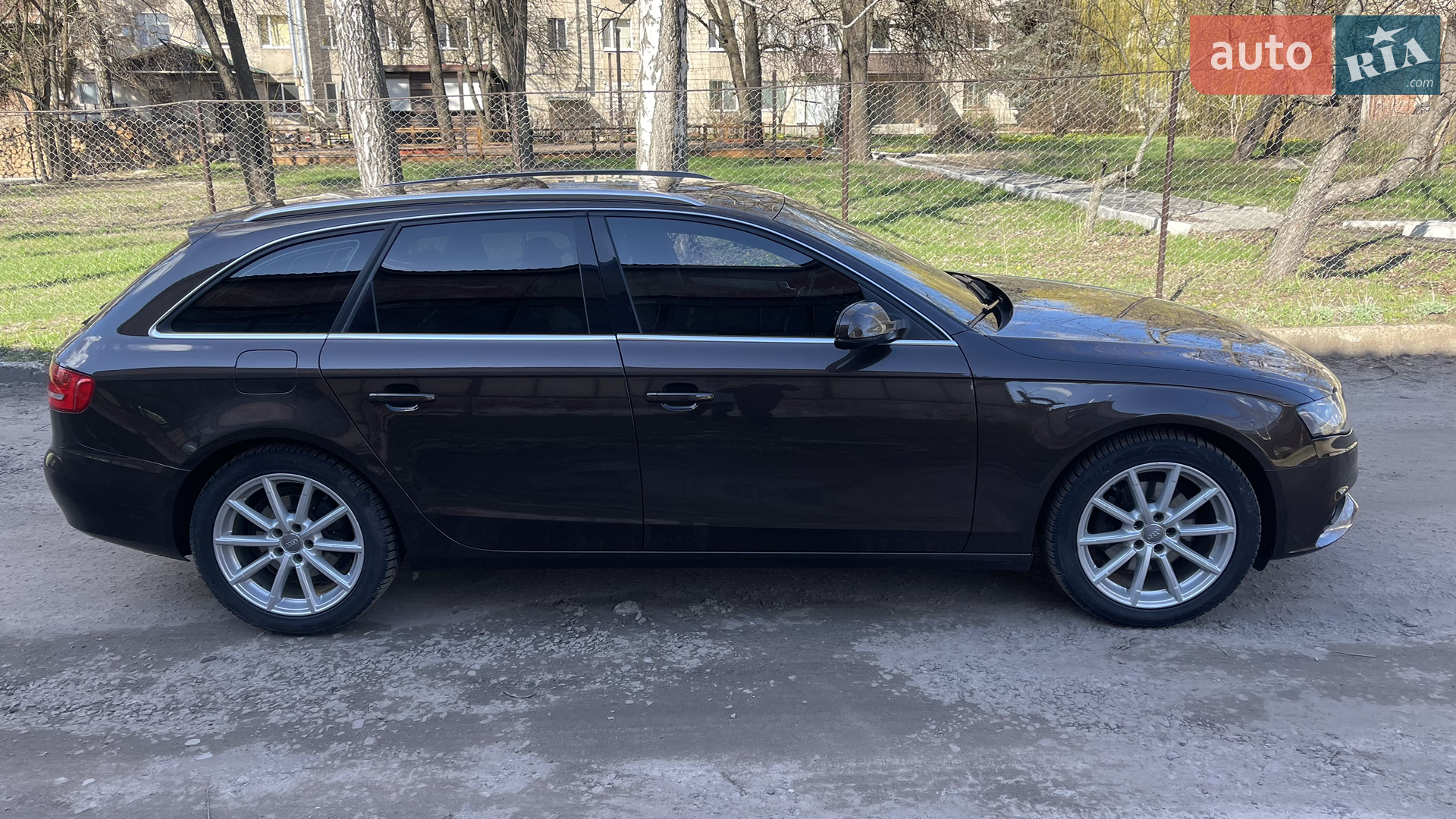 2011 Audi A4 - мініатюра 9