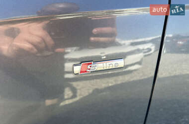 Седан Audi A4 2014 в 