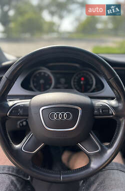 Седан Audi A4 2012 в 