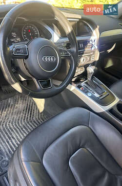 Седан Audi A4 2015 в 