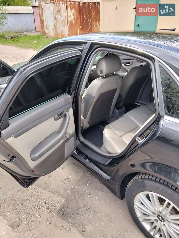 Седан Audi A4 2004 в Белой Церкви