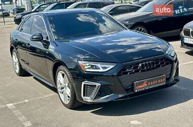 Седан Audi A4 2020 в 