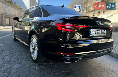 Седан Audi A4 2019 в 