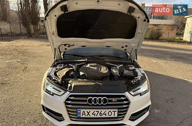 Седан Audi A4 2019 в 