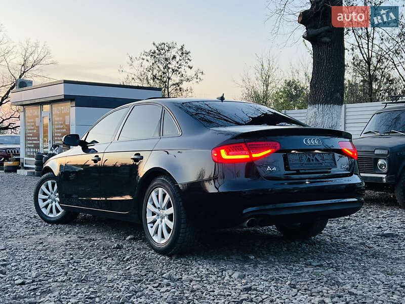 Седан Audi A4 2012 в Харькове