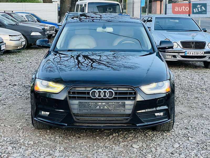 Седан Audi A4 2012 в Харькове