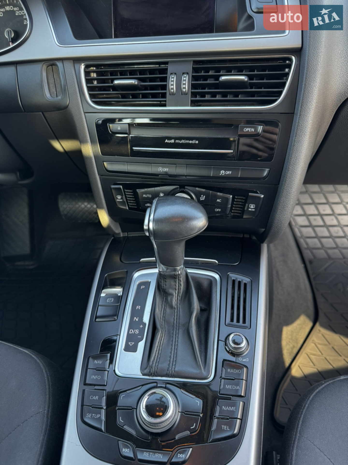 2012 Audi A4 - мініатюра 8