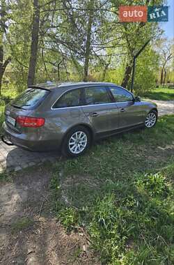 Универсал Audi A4 2013 в 