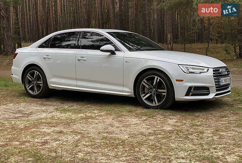 Седан Audi A4 2017 в Ровно