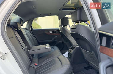 Седан Audi A4 2020 в 