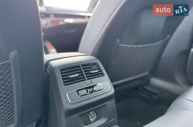 Седан Audi A4 2020 в Киеве