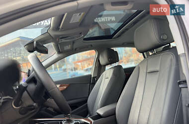 Седан Audi A4 2020 в 