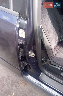 Седан Audi A4 2001 в 