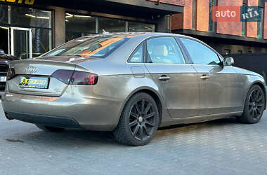 Седан Audi A4 2010 в 