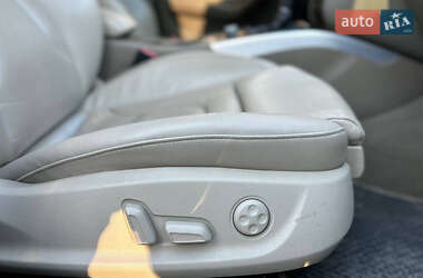 Седан Audi A4 2010 в 