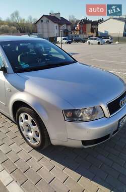 Седан Audi A4 2004 в 