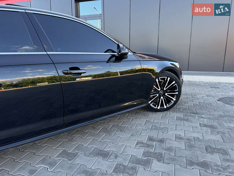 Седан Audi A4 2016 в Кривому Розі