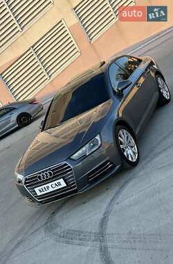 Седан Audi A4 2016 в 