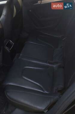 Седан Audi A4 2010 в 
