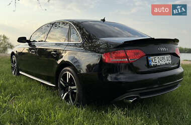 Седан Audi A4 2011 в 