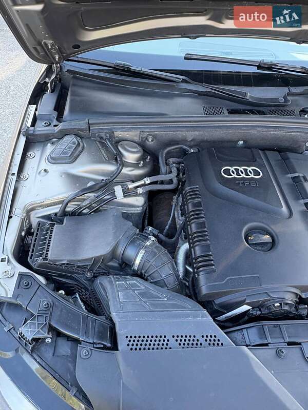 Седан Audi A4 2010 в Киеве